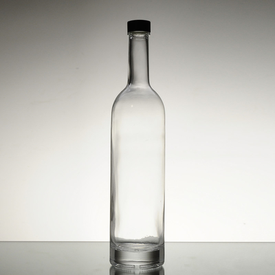 Bottiglia di vetro trasparente da 750 ml Vodka con materiale di vetro di alto pietra e tipo di tenuta di sughero