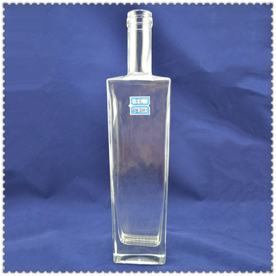 Manipolazione superficiale a caldo Super Flint Gin Top Grade Vodka 750ml Bottiglia di vetro quadrato FOB