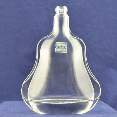Materiale in vetro di alto pietra in rilievo Torre Eiffel Forma di vetro Bottiglia di liquore con sughero
