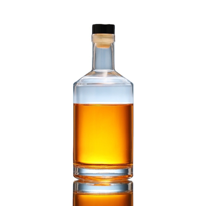 Super Flint Glass 500ml Bottiglia per Whisky Mountain Vodka Gin Disegno e materiale in bianco