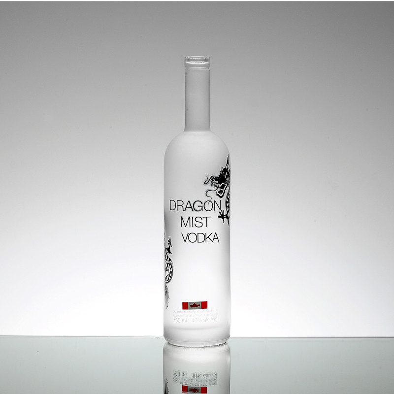 Bottiglia in vetro da 375ml 700ml 750ml Vodka Whisky Liquor con disegno personalizzato e superficie ghiacciata