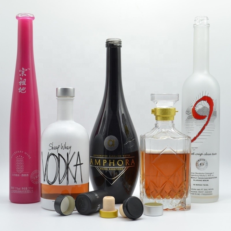 Bottiglia in vetro personalizzata da 200 ml 375 ml 500 ml 700 ml 750 ml 1000 ml per vodka liquore di vino spiritoso