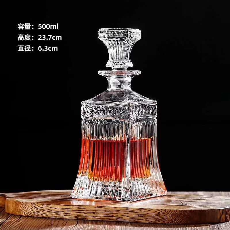 500 ml/650 ml/700 ml/800 ml Decantatore di vino in cristallo bianco per vodka brandy di alta qualità