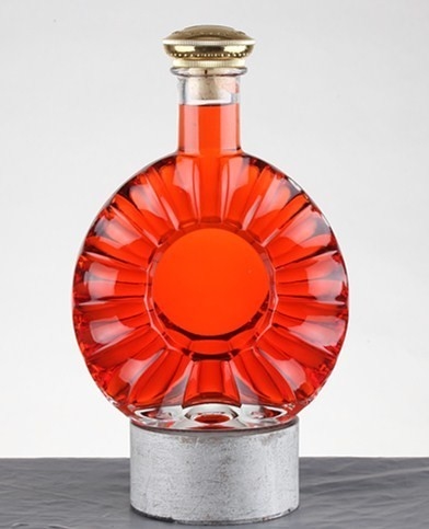 Bottiglia di vetro da 500 ml a 700 ml per liquori di lusso