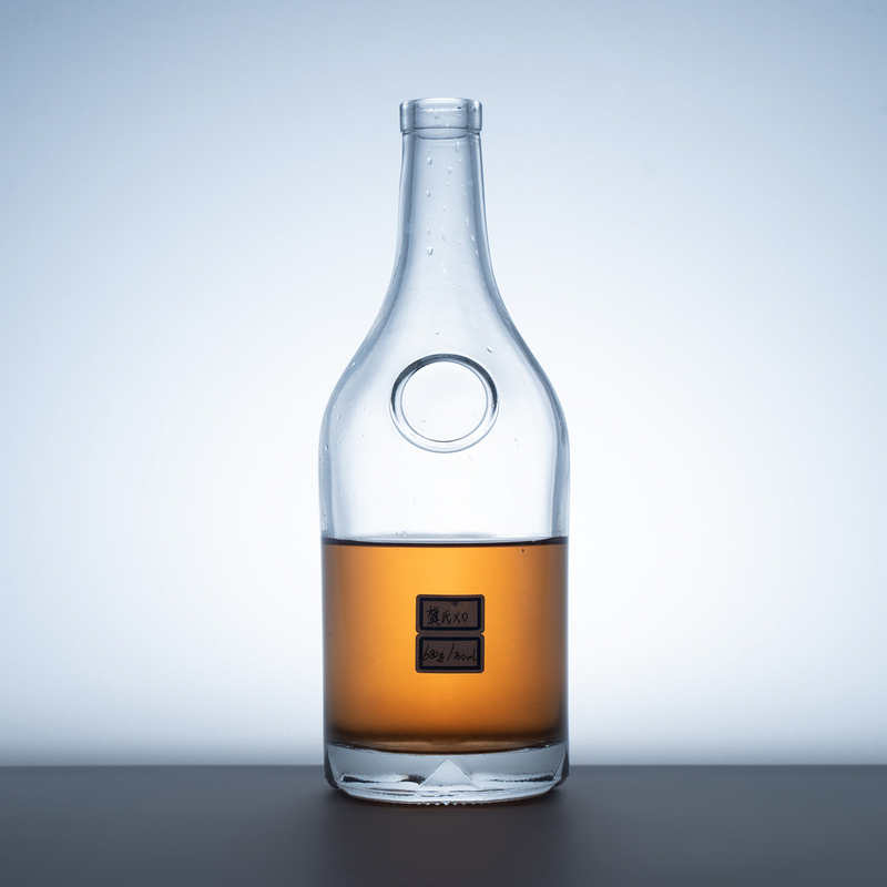 Materiale del corpo Vetro Super Flint Brandy XO Mini cilindri di champagne con foglia d'acero