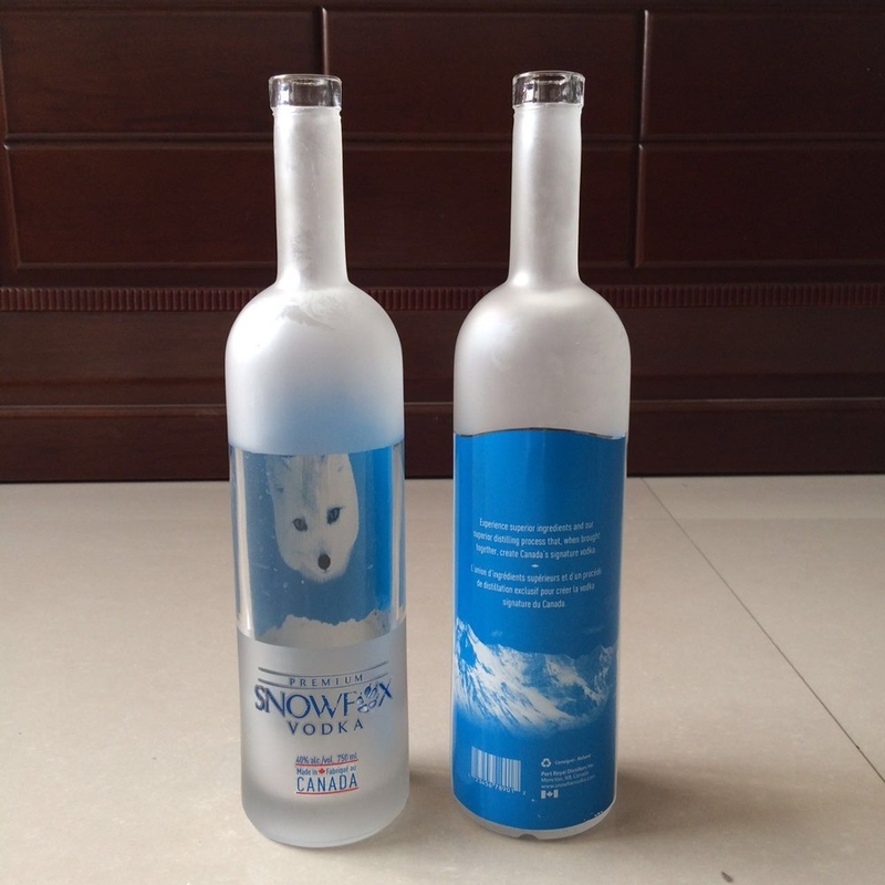 Stampa a schermo a decal fredda bottiglia di vodka di sughero 500 ml 750 ml bottiglia di vetro da 1 litro per la vodka