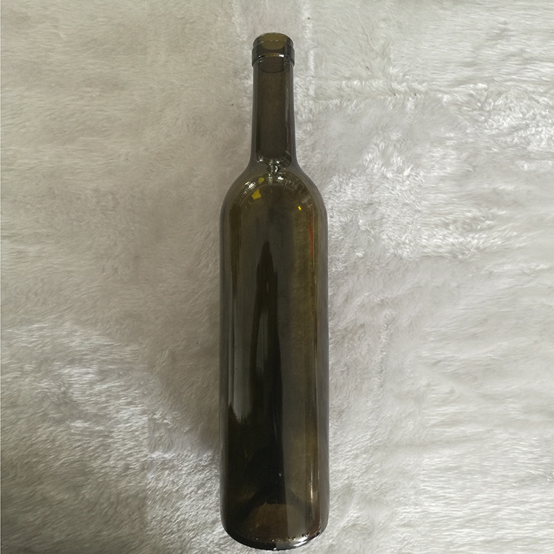 Bottina di vetro da 750 ml per vodka, whisky e brandy