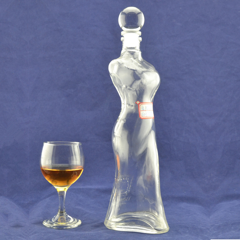 Manipolazione della superficie Decal Bottiglia di vetro di vodka per la forma del corpo femminile in materiale bianco cristallino