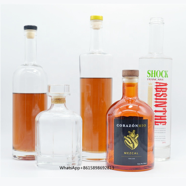 Extra White Flint Glass 350ml 500ml 700ml 750ml Vodka Gin Whiskey Liquor Bottiglia in vetro