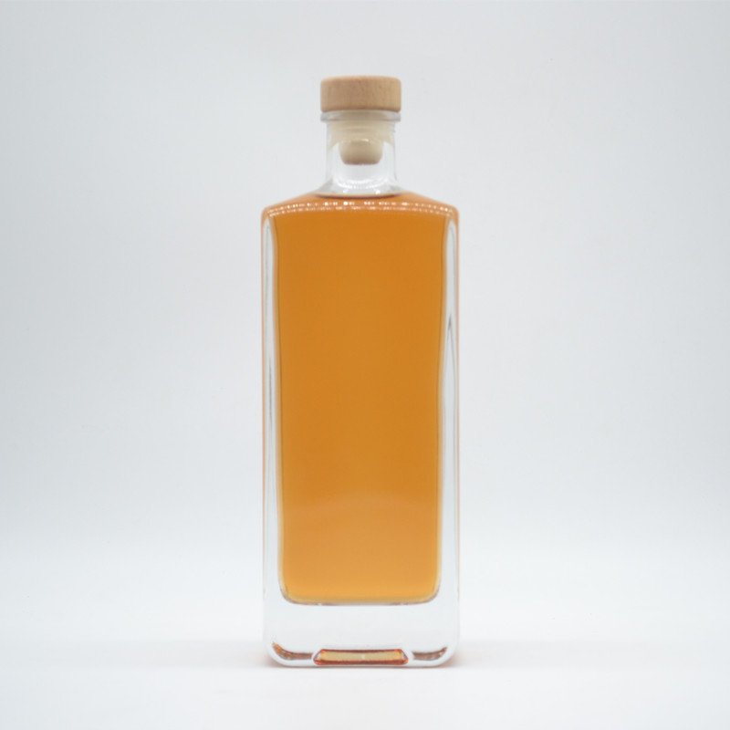 Bottiglia di liquore in vetro quadrato personalizzata per alcolici Gin Tequila Vodka 750ml/700ml/500ml