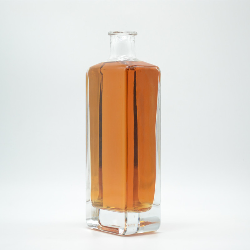 750 ml Materiale Bianco Estremo Bottiglia di vetro quadrato francese per il gin e il whisky stampato a caldo